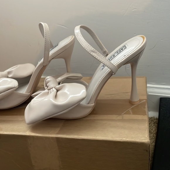 Crème Low Heel with Nice bow / Women - Picture 5 of 7